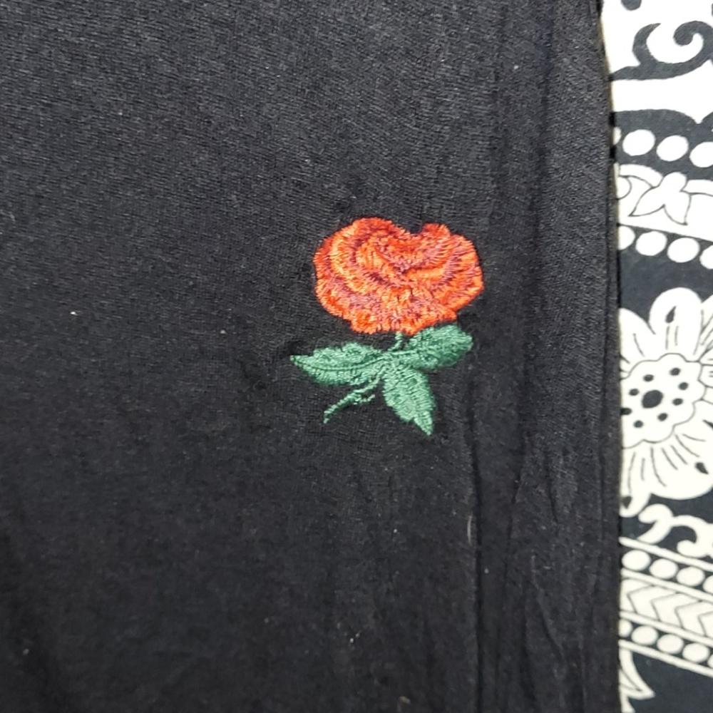 Tanktop - Picture 2 of 3